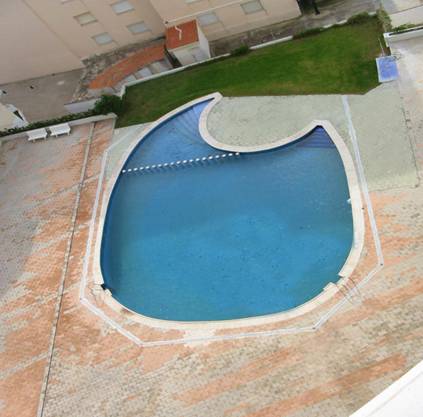 1909-PISCINA