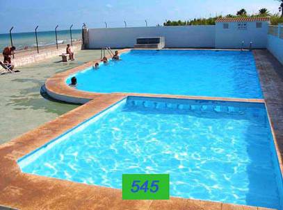 545-PISCINA PLA